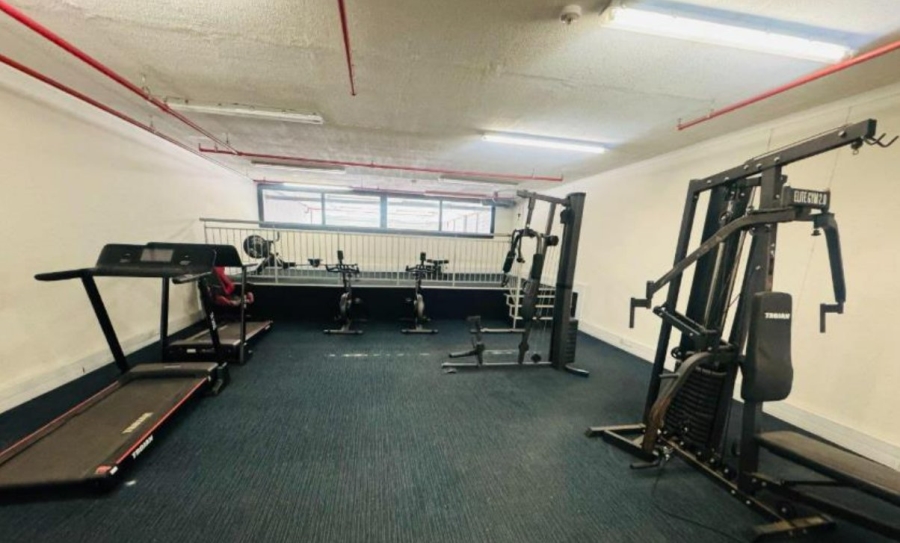 2 Bedroom Property for Sale in Zonnebloem Western Cape